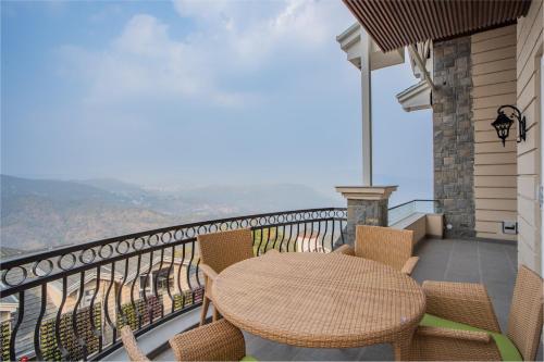 elivaas prive the royce daisy ultra luxe 4 bhk villa with pvt heated pool jacuzzi steam room and hill views