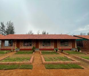 blue waves beach stay