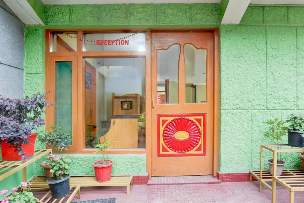 hotel o mall road near gurudwara manali formerly green view