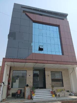 taj comfort inn