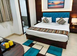 taj comfort inn