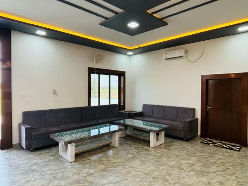 hotel shri tulsi residency