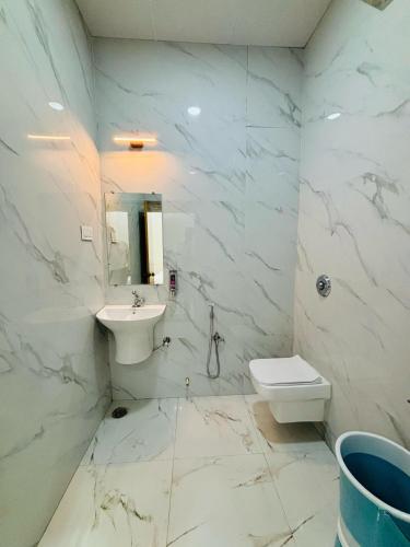 hotel shri tulsi residency