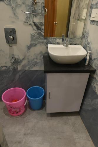 shree hari niwas paying guest house