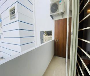 the autumn leaves bhopal