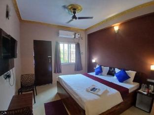 dhamstay sriman palace near golden beach swargadwa