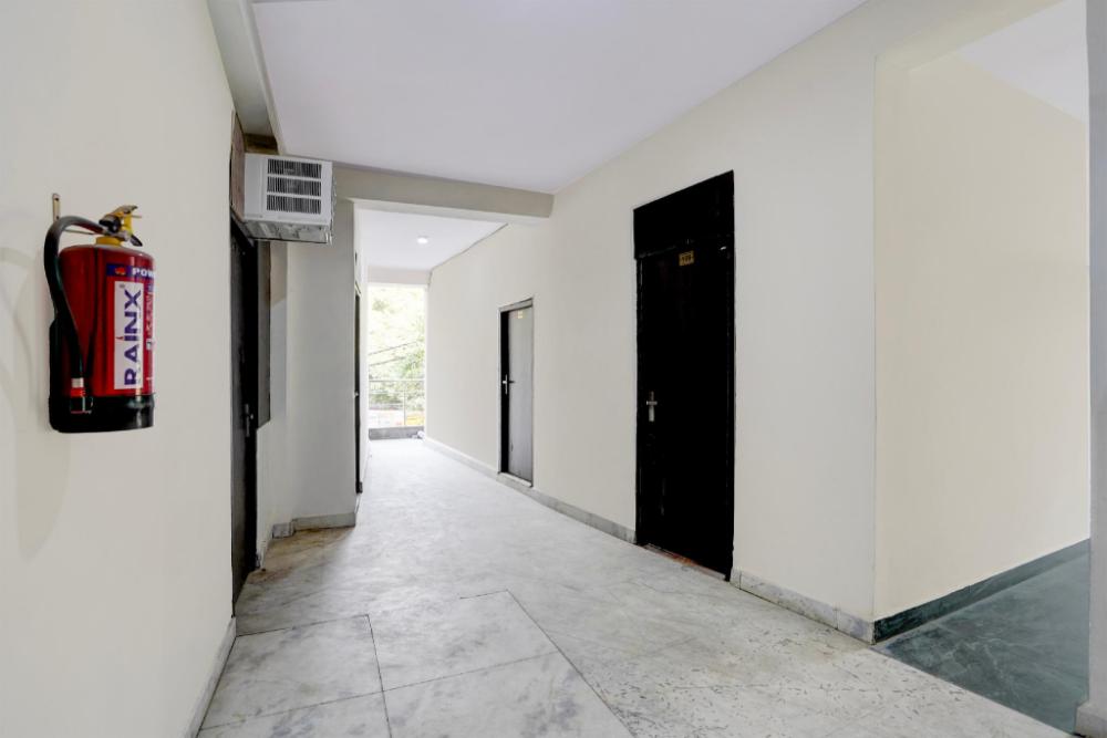 hotel o mayur deluxe
