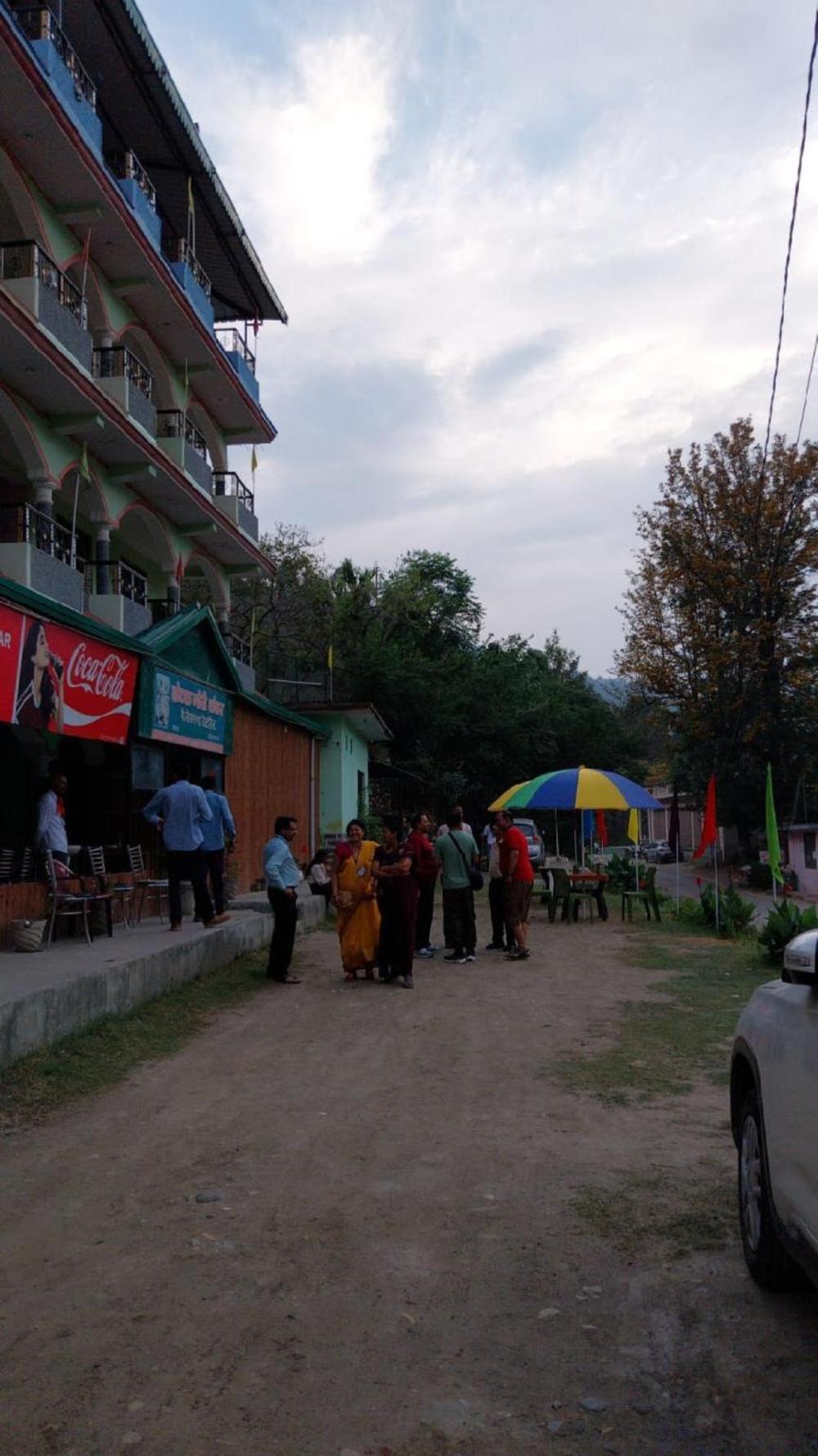 hotel gauri shankar and restaurant