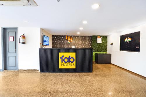 super townhouse dilshad garden near dilshad garden metro station