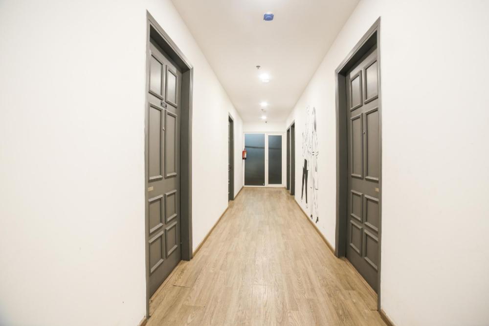 super townhouse dilshad garden near dilshad garden metro station