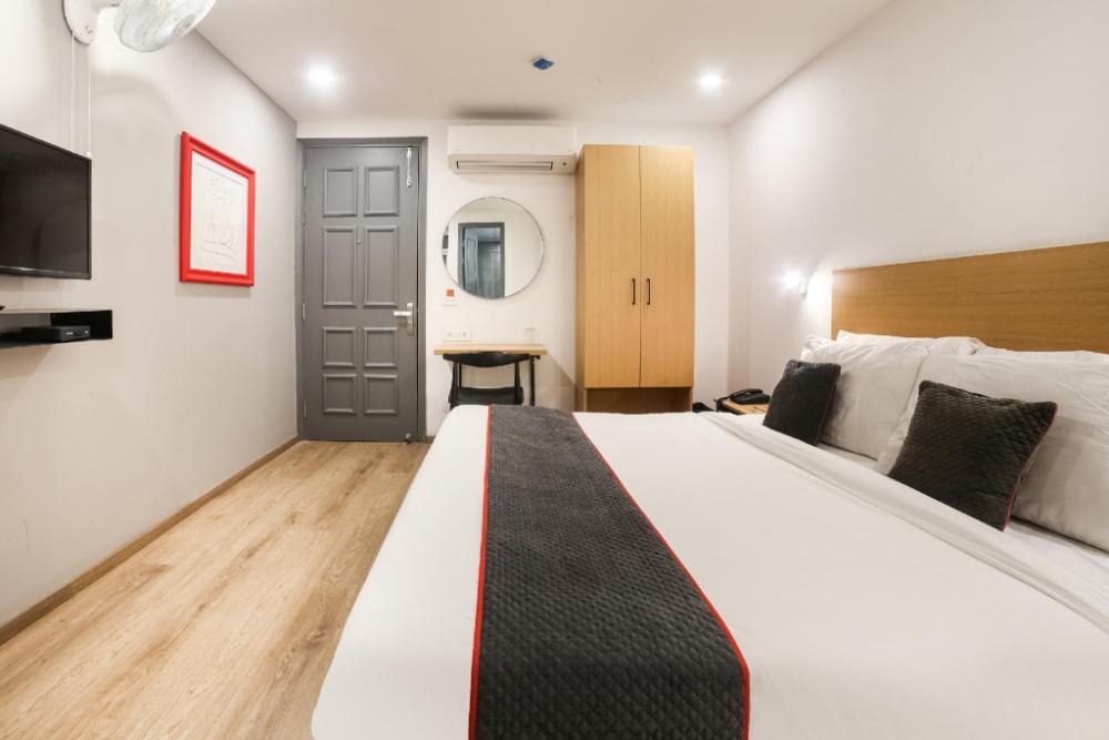super townhouse dilshad garden near dilshad garden metro station