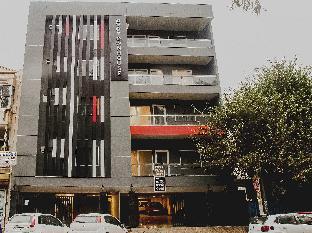 super townhouse dilshad garden near dilshad garden metro station