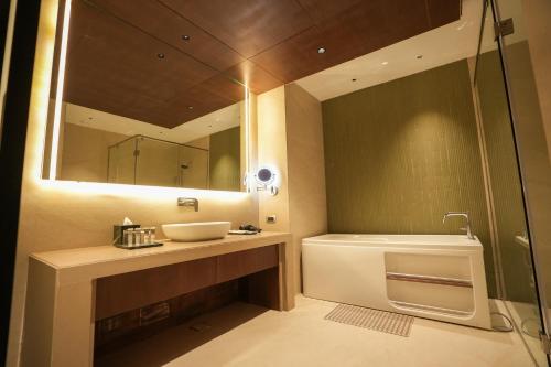 noura chandigarh the green escape