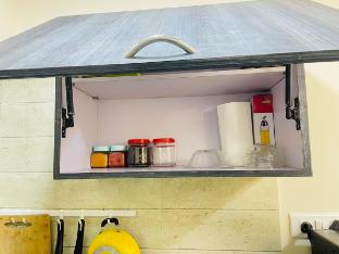 the nest 1 bhk bandra west close to lilavati