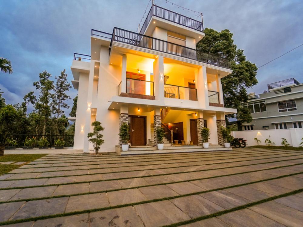 oasis vythiri pool aparments