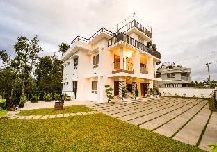 oasis vythiri pool aparments