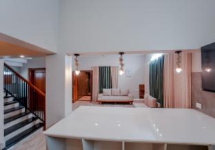 oasis vythiri pool aparments