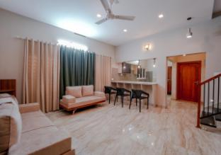 oasis vythiri pool aparments