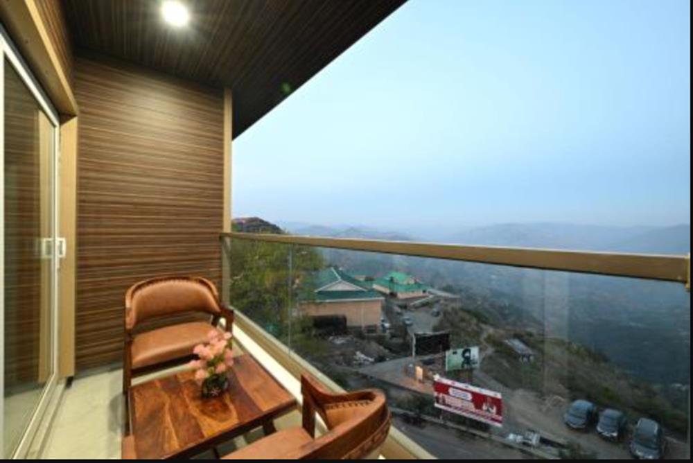 hotel high rise inn