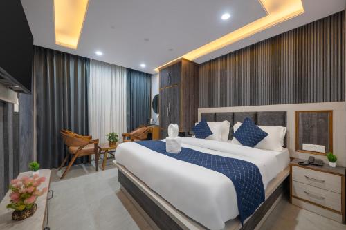 hotel high rise inn