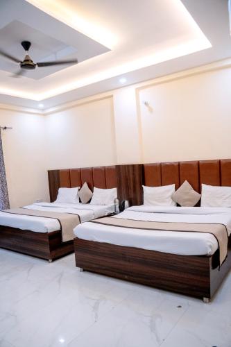 hotel shivay palace