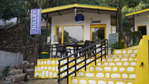 julley commune rishikesh