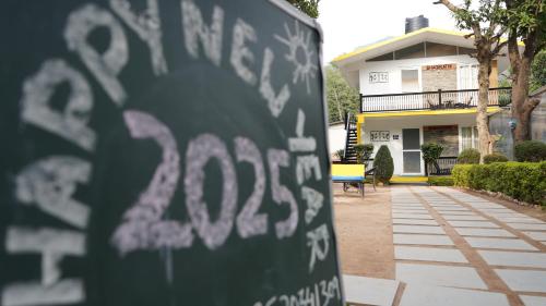 julley commune rishikesh