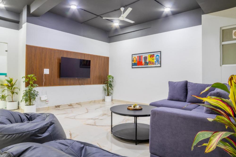 housr studio rooms sector 38 gurgaon near unitech cyber park