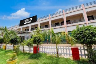 hotel o jhusi station formerly rajaram singh blessing garden