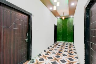 hotel o jhusi station formerly rajaram singh blessing garden