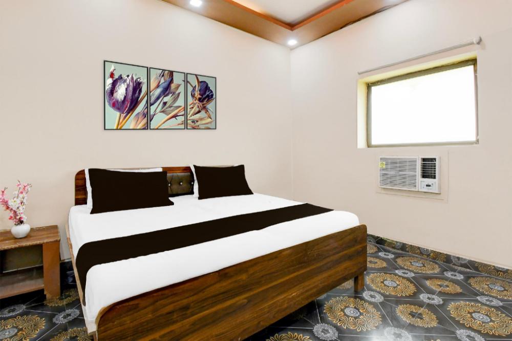 hotel o jhusi station formerly rajaram singh blessing garden