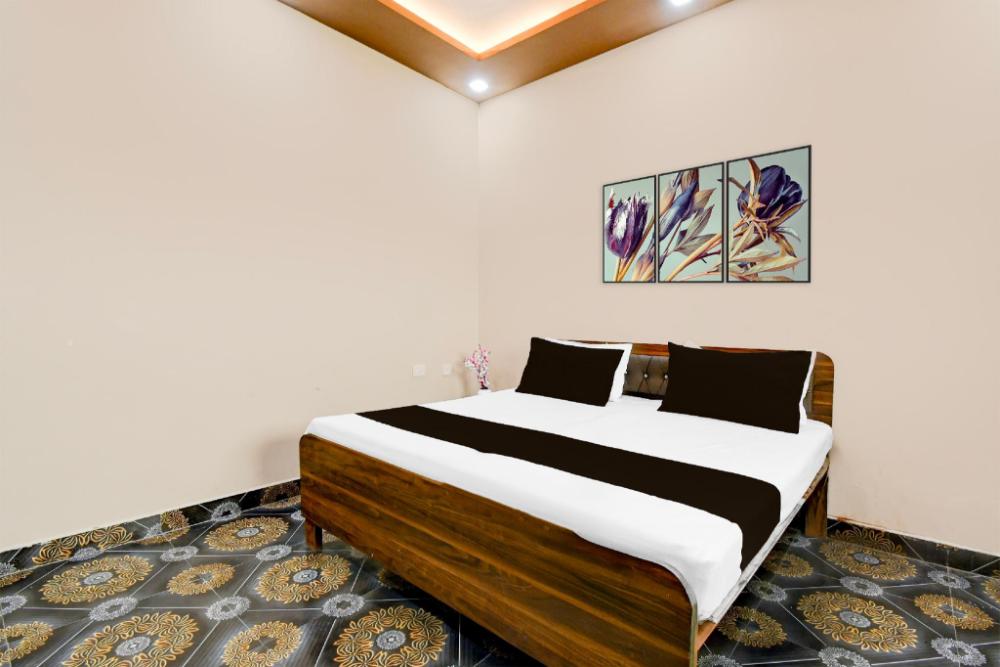 hotel o jhusi station formerly rajaram singh blessing garden