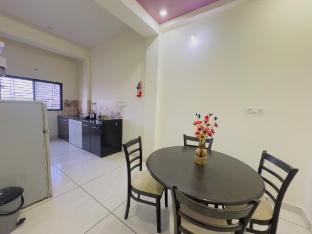 home escape 2bhk casa near mahakal city centre