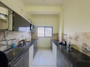 home escape 2bhk casa near mahakal city centre