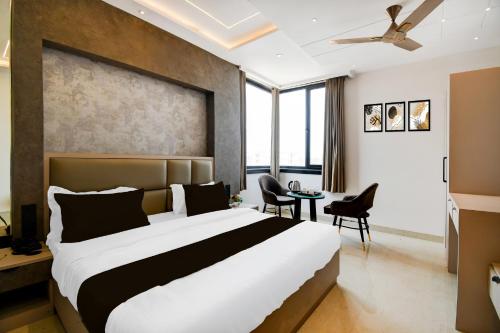 townhouse oak ratanpur panki