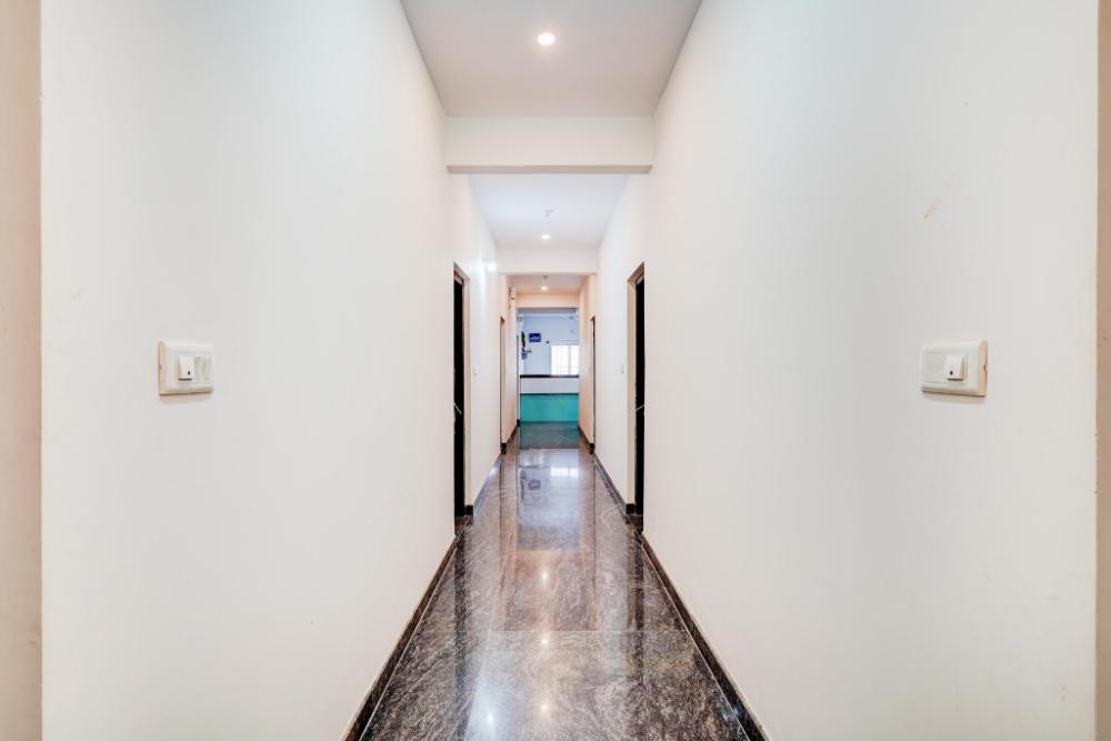 hotel o sri krishna comforts