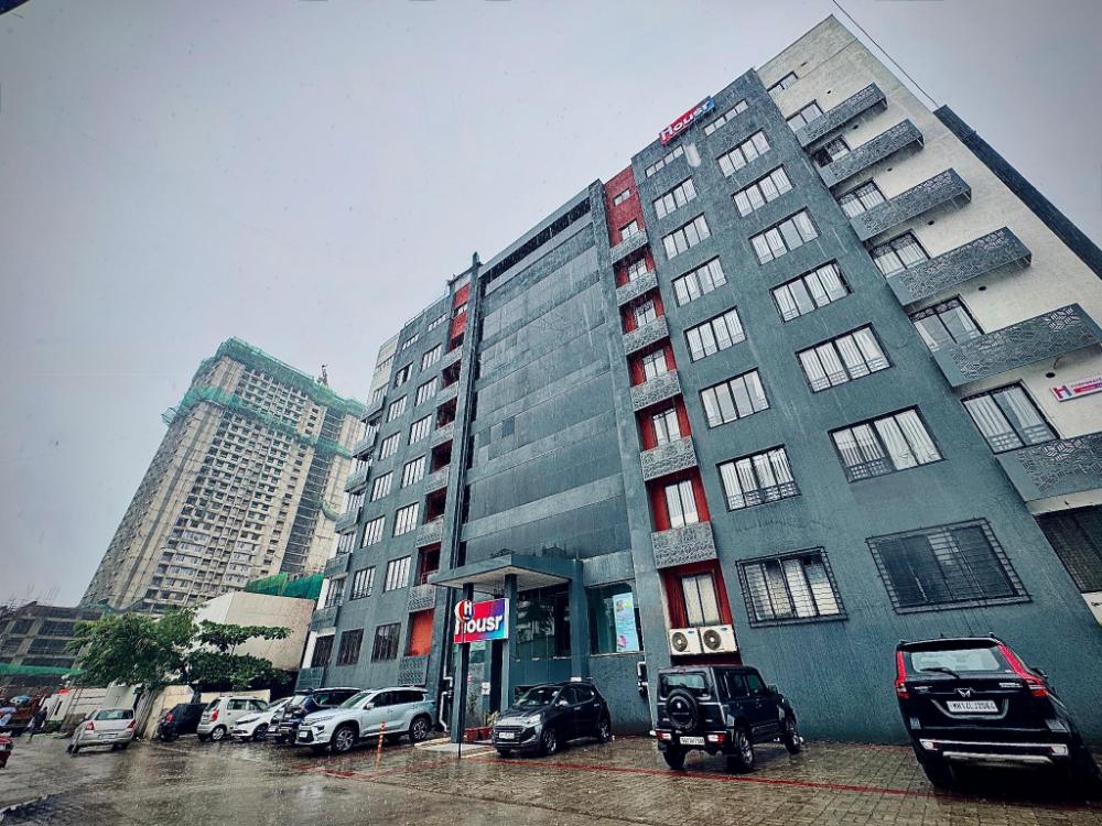 housr wakad pune hinjawadi road