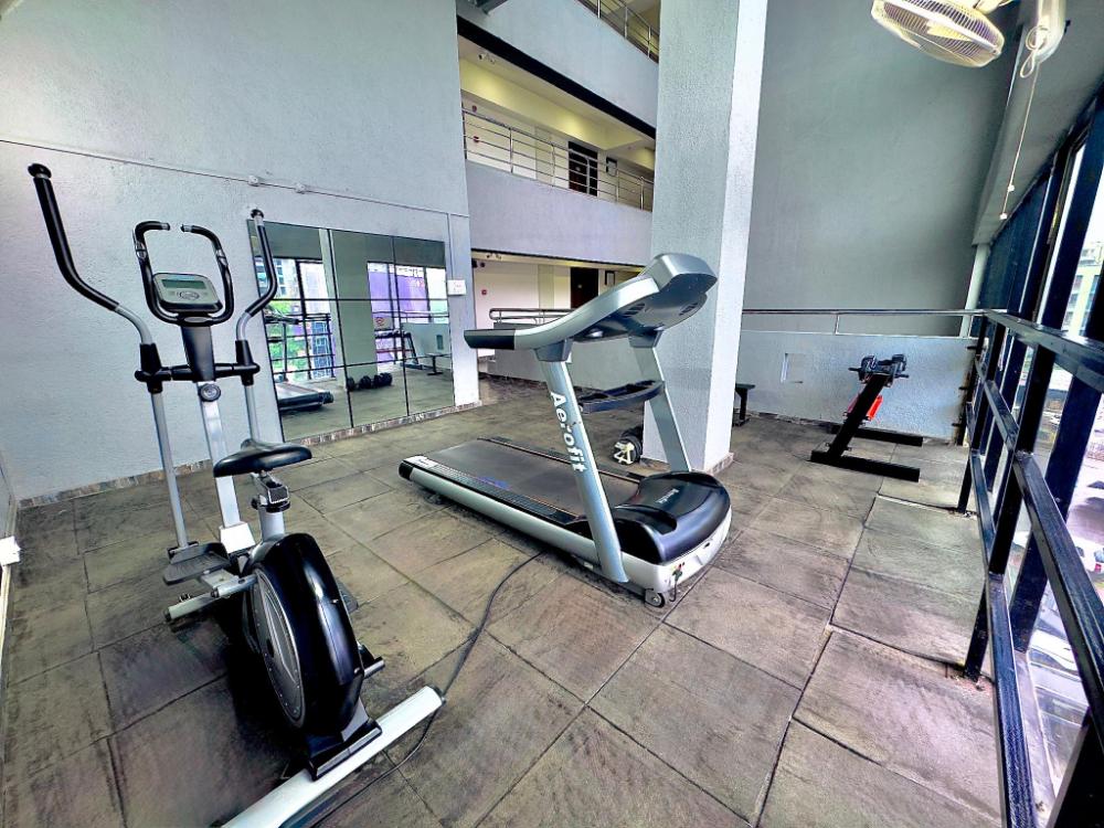 housr wakad pune hinjawadi road