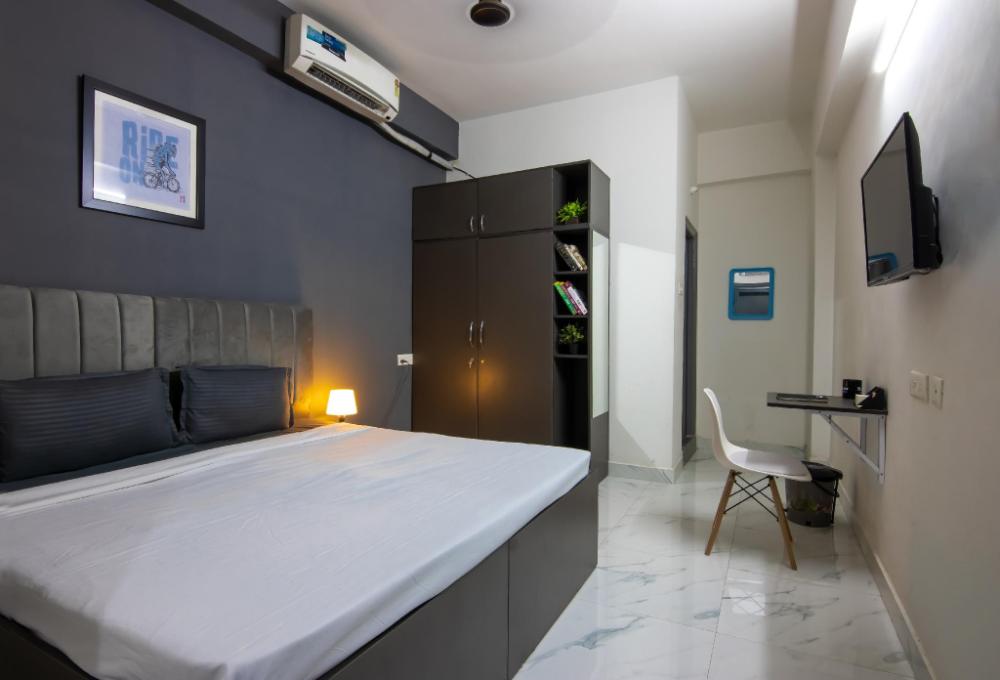 housr q city hyderabad near us consulate