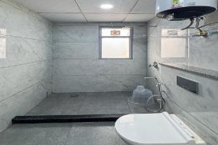 housr 84 kondapur near botanical garden