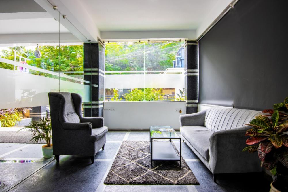 housr 84 kondapur near botanical garden