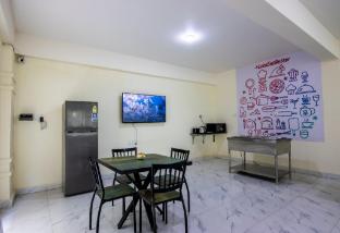 housr 50 luxury rooms near cyber tower