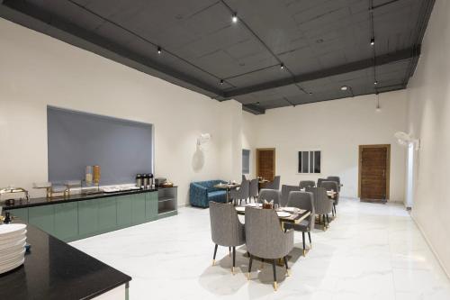 white ridge premium hotel