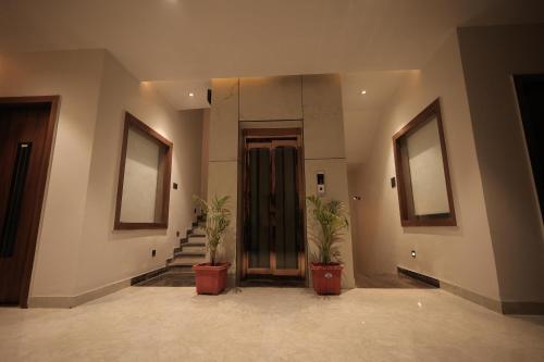 hotel umang palace