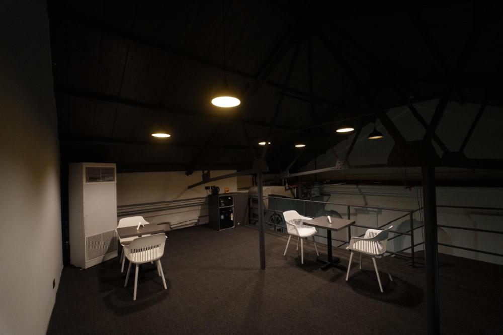 naptapgo japanese pod hotel near golden temple