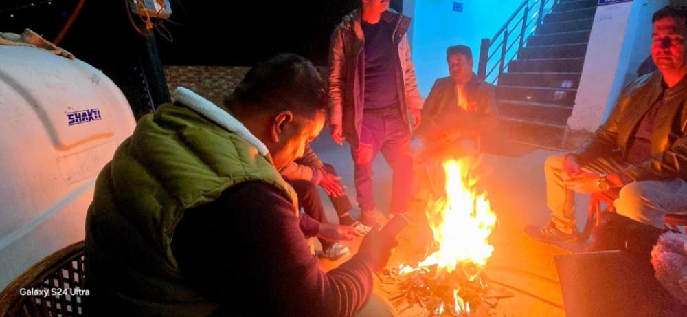 sr view valley bhimtal with parfect view