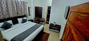 sr view valley bhimtal with parfect view