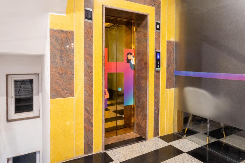 housr sector 27 supermart 1 gurgaon