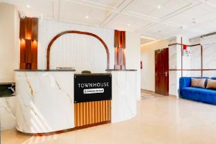 collection o taj nagri phase 2