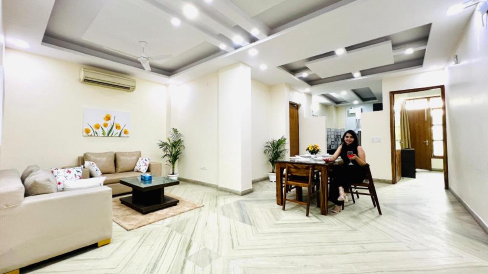 bluo modern 3bhk rohini lift parking balcony